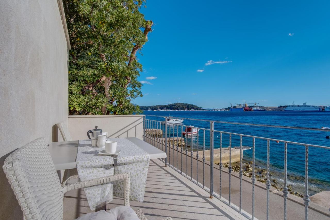 Apartman Velopin Mali Losinj Exterior photo
